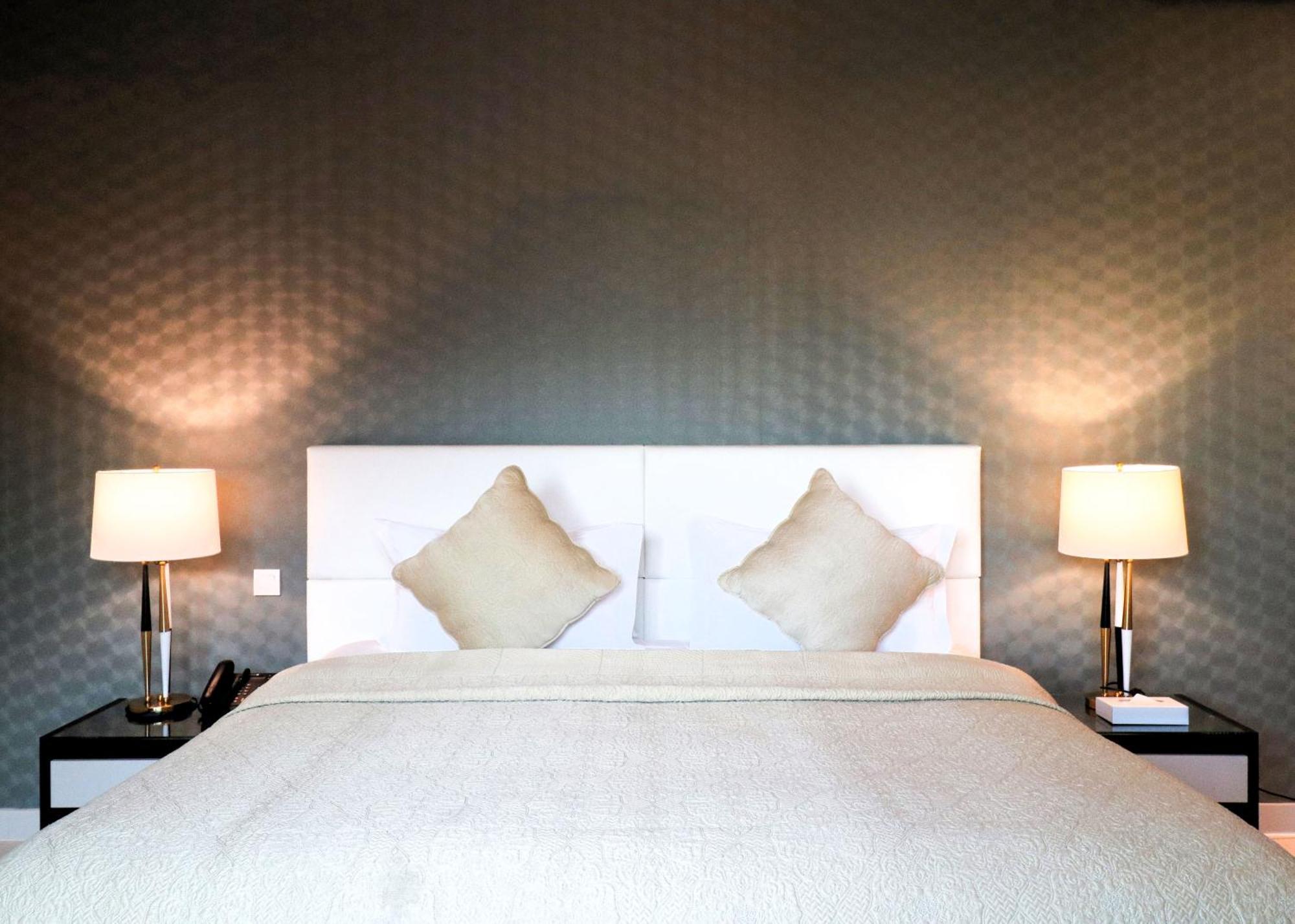 Lagoona Beach Luxury Resort And Spa Al Manamah Esterno foto A bedroom